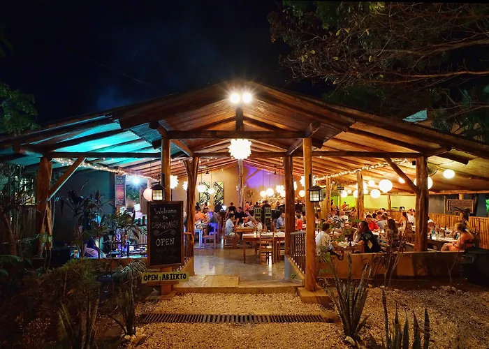 In The Shade - Coworking - 300mbit - Adults Only Hotel 4*